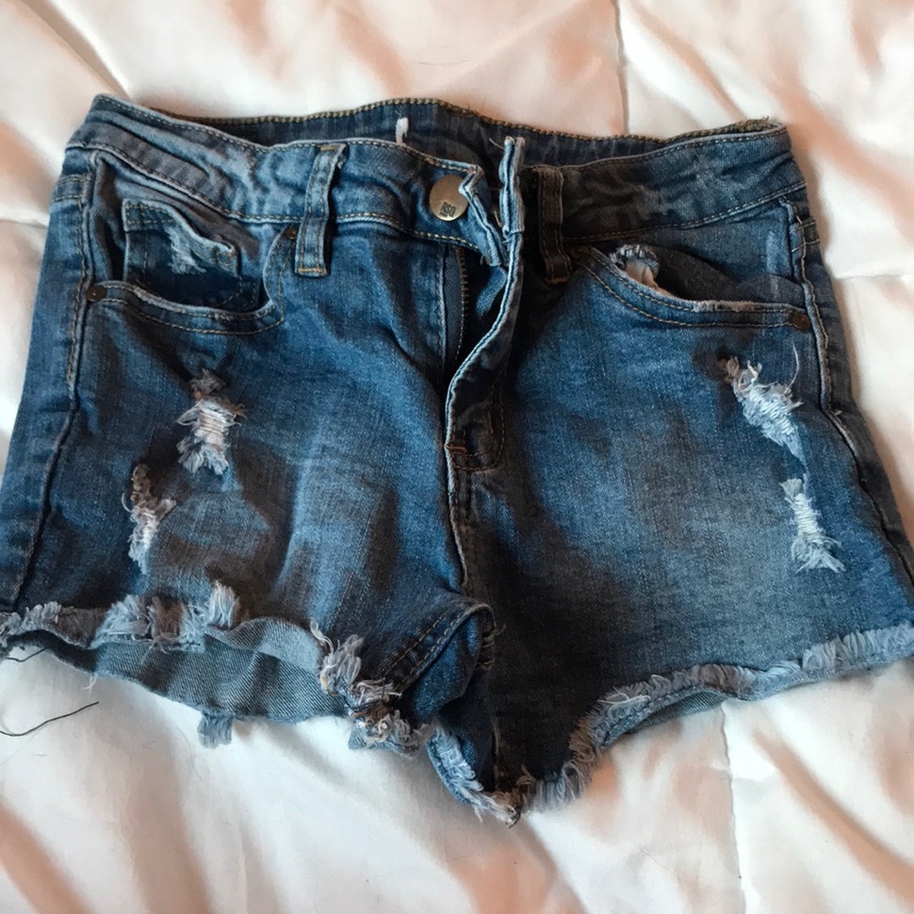 Tillys kids blue jean shorts size 8
